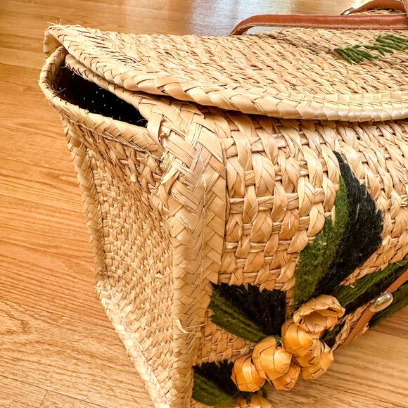 Vintage Luggage Handmade Acapulco Mexico Oversized Straw Tote Bag with Flowers - Picture 5 of 8